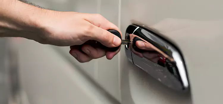 Why Choose Our Auto Locksmith Team in Wauwatosa, WI?